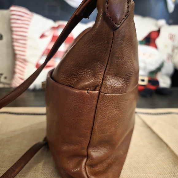 EUC Margot Brown Leather Crossbody Bag - Picture 3 of 6